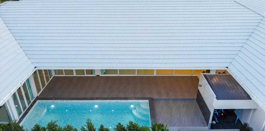 Villa in Hua Hin, Thailand 4 bedrooms № 160361