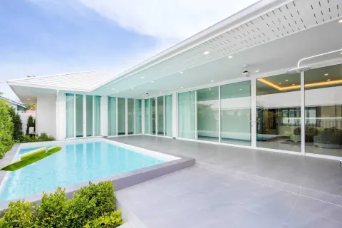 Villa in Hua Hin, Thailand 4 bedrooms № 160361 - photo 3