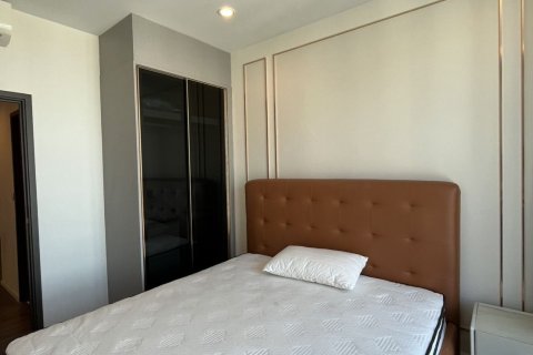 Condo in Phra Khanong, Bangkok, Thailand, 2 bedrooms  № 160363 - photo 18