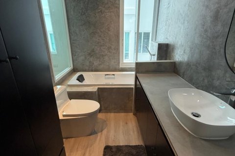 Condo à Kathu, Thaïlande, 3 chambres  № 147361 - photo 14