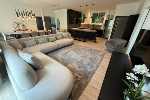 Condo à Kathu, Thaïlande, 3 chambres  № 147361 - photo 1