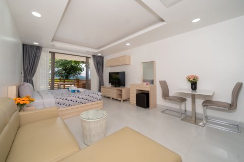 Studio dans le Condo à Kathu, Thaïlande  № 147363 - photo 7