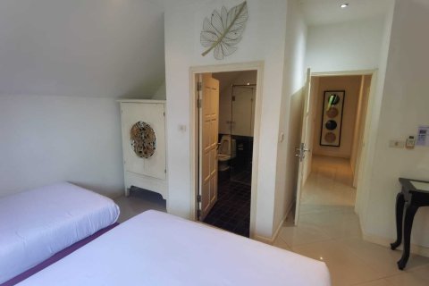 Villa in Pattaya, Thailand 3 bedrooms № 147366 - photo 5