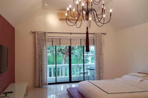 Villa in Pattaya, Thailand 3 bedrooms № 147366 - photo 19