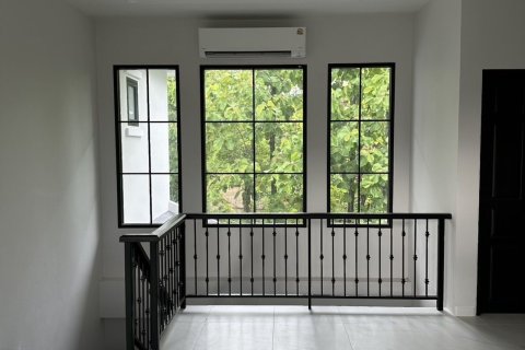 House in Mae Rim, Thailand 4 bedrooms № 147362 - photo 16