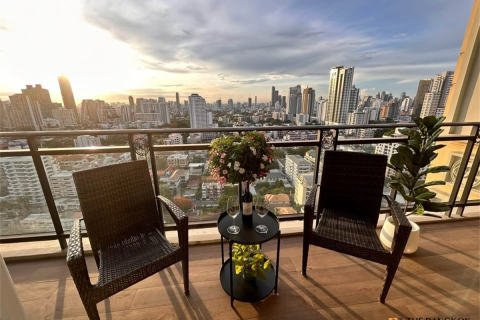 Condo in Bangkok, Thailand, 2 bedrooms № 202371 - photo 5