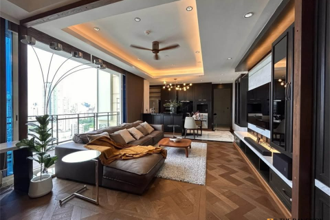 Condo in Bangkok, Thailand, 2 bedrooms № 202371 - photo 1
