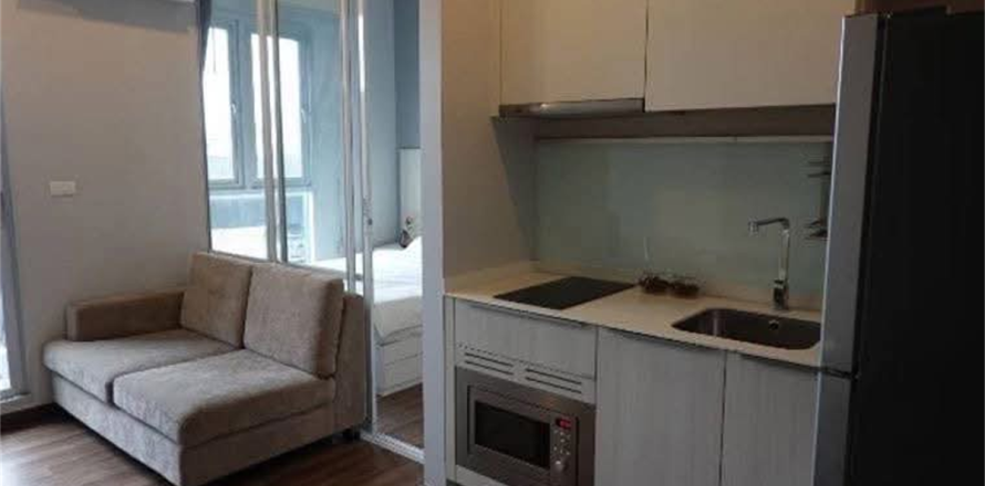 Condo à Bangkok, Thaïlande, 1 chambre  № 208581