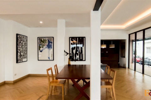 Maison à Bangkok, Thaïlande 4 chambres № 189153