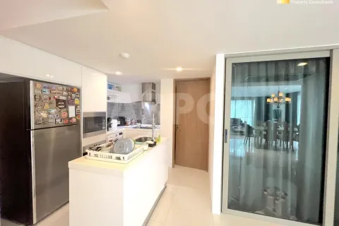 Condo in Pattaya, Thailand, 3 bedrooms № 210398 - photo 28
