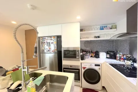 Condo in Pattaya, Thailand, 3 bedrooms № 210398 - photo 29