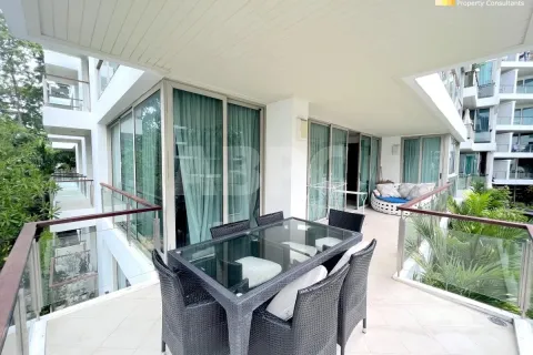 Condo in Pattaya, Thailand, 3 bedrooms № 210398 - photo 26