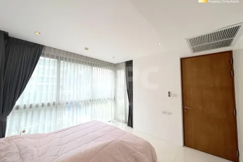 Condo in Pattaya, Thailand, 3 bedrooms № 210398 - photo 17