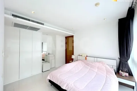 Condo in Pattaya, Thailand, 3 bedrooms № 210398 - photo 19