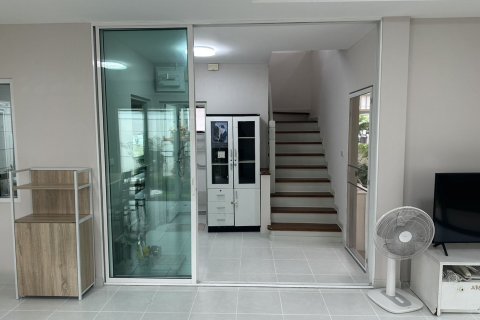 House in Phasi Charoen, Bangkok, Thailand 3 bedrooms № 156478 - photo 27