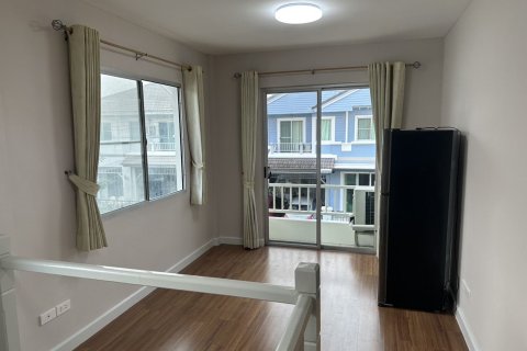 House in Phasi Charoen, Bangkok, Thailand 3 bedrooms № 156478 - photo 15