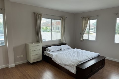 House in Phasi Charoen, Bangkok, Thailand 3 bedrooms № 156478 - photo 18