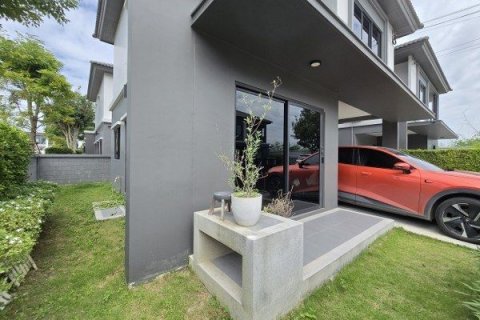 House in Bang Kruai, Thailand 3 bedrooms № 156480 - photo 4