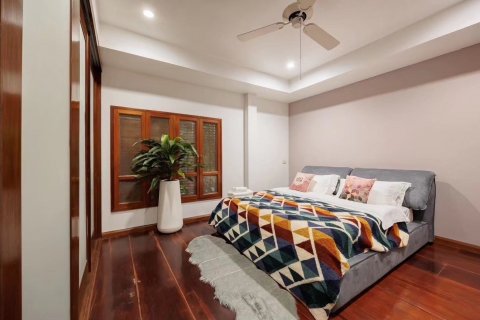 House in Suan Luang, Bangkok, Thailand 8 bedrooms № 141524 - photo 14