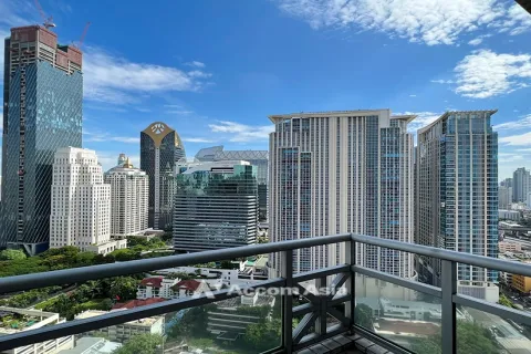 Condominio de 4 dormitorios en Pathum Wan, Bangkok, Tailandia № 214390 - foto 25
