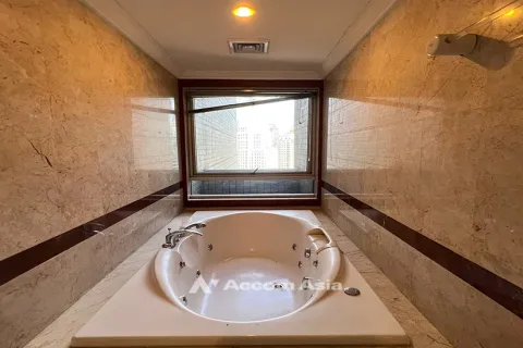 Condominio de 4 dormitorios en Pathum Wan, Bangkok, Tailandia № 214390 - foto 17