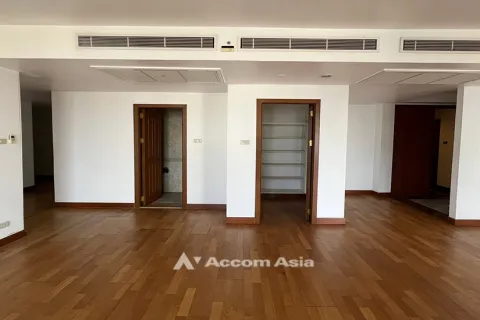 Condominio de 4 dormitorios en Pathum Wan, Bangkok, Tailandia № 214390 - foto 22
