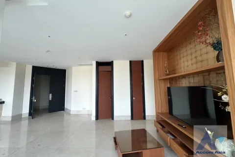 Condominio de 2 dormitorios en Bang Rak, Bangkok, Tailandia № 214394 - foto 4