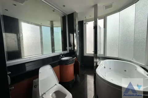 Condominio de 2 dormitorios en Bang Rak, Bangkok, Tailandia № 214394 - foto 14