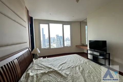 Condominio de 2 dormitorios en Bang Rak, Bangkok, Tailandia № 214394 - foto 10