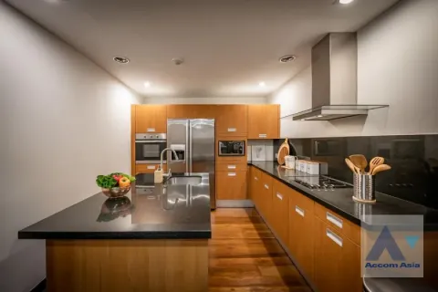 Condominio de 2 dormitorios en Khlong Toei, Bangkok, Tailandia № 214388 - foto 5