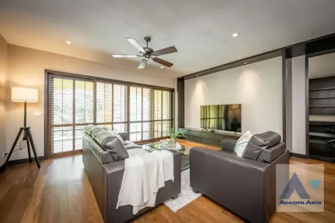 Condominio de 2 dormitorios en Khlong Toei, Bangkok, Tailandia № 214388 - foto 2