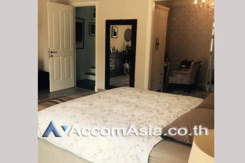 Adosado de 4 dormitorios en Watthana, Bangkok, Tailandia № 214392 - foto 6