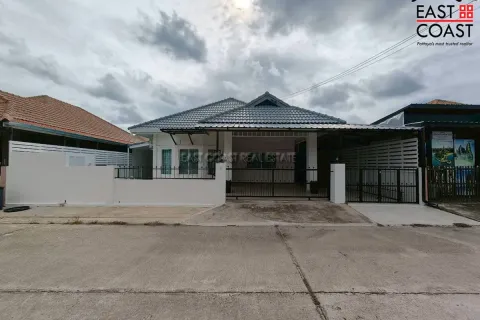 House in Pattaya, Thailand 3 bedrooms № 212522
