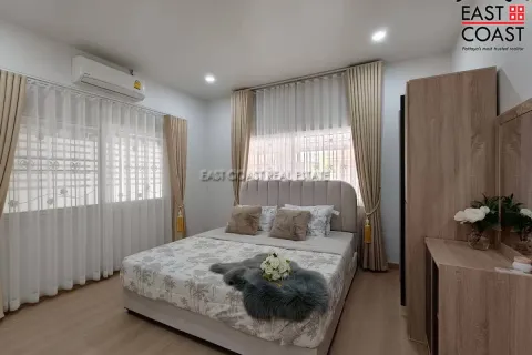 Casa de 3 dormitorios en Pattaya, Tailandia № 212522 - foto 9