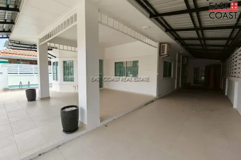 Casa de 3 dormitorios en Pattaya, Tailandia № 212522 - foto 3