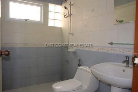 Casa de 3 dormitorios en Pattaya, Tailandia № 212524 - foto 9