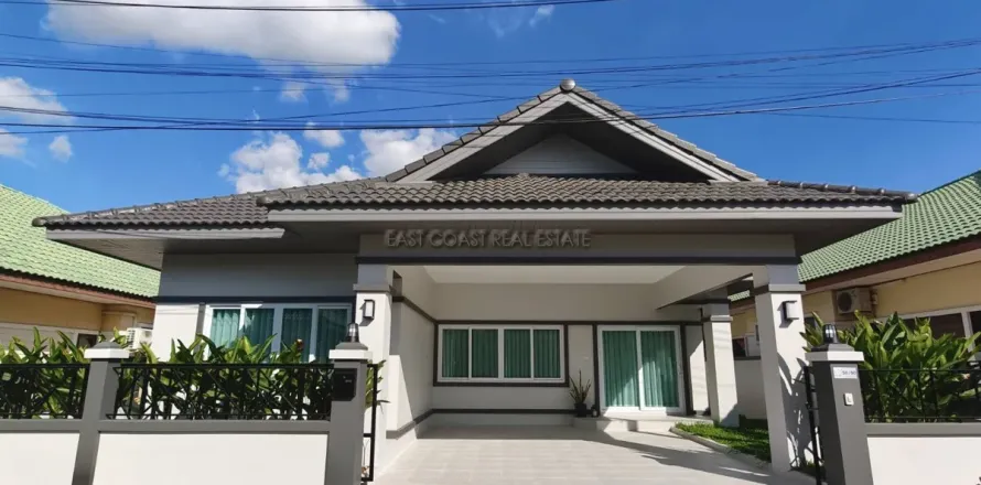 Casa de 3 dormitorios en Pattaya, Tailandia № 212521