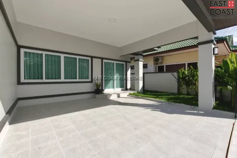 Casa de 3 dormitorios en Pattaya, Tailandia № 212521 - foto 6