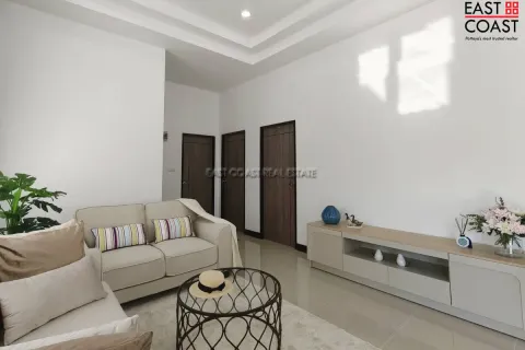 Casa de 3 dormitorios en Pattaya, Tailandia № 212521 - foto 15