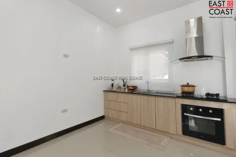 Casa de 3 dormitorios en Pattaya, Tailandia № 212521 - foto 18