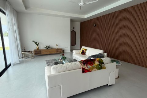 Villa in Pran Buri, Thailand 3 Schlafzimmer № 222708 - Foto 3