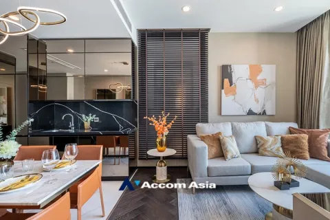 Condo in Khlong Toei, Bangkok, Thailand, 2 bedrooms  № 215383