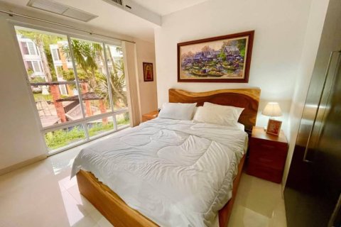 Condo in Kamala, Thailand, 3 bedrooms  № 146834 - photo 9