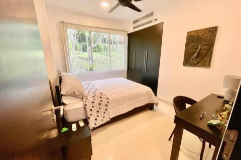Condo in Kamala, Thailand, 3 bedrooms  № 146834 - photo 7