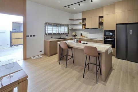 Villa in Chalong, Thailand 2 bedrooms № 146832 - photo 10