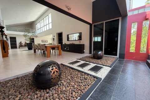 Villa in Cha-am, Thailand 5 bedrooms № 162205 - photo 13