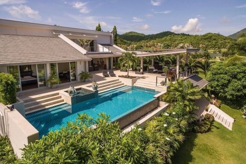 Villa in Cha-am, Thailand 5 bedrooms № 162205