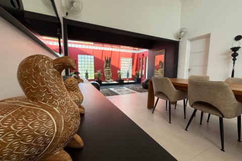Villa in Cha-am, Thailand 5 bedrooms № 162205 - photo 16