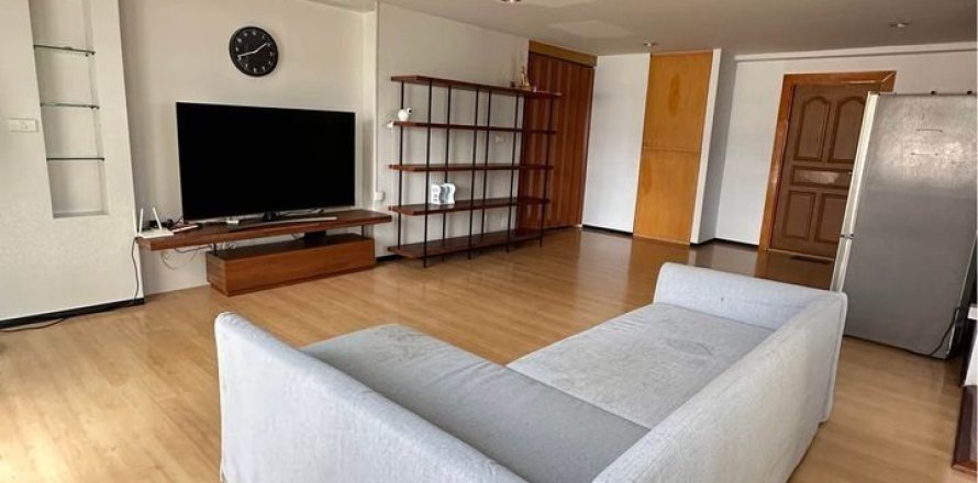 Condo à Khlong Toei, Bangkok, Thaïlande, 2 chambres  № 162207