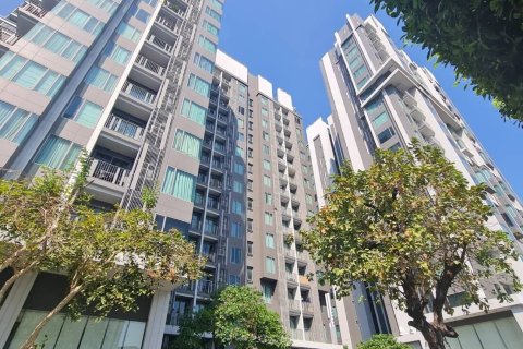 Студия в кондо в Ваттхане, Бангкок, Таиланд № 162211 - фото 8